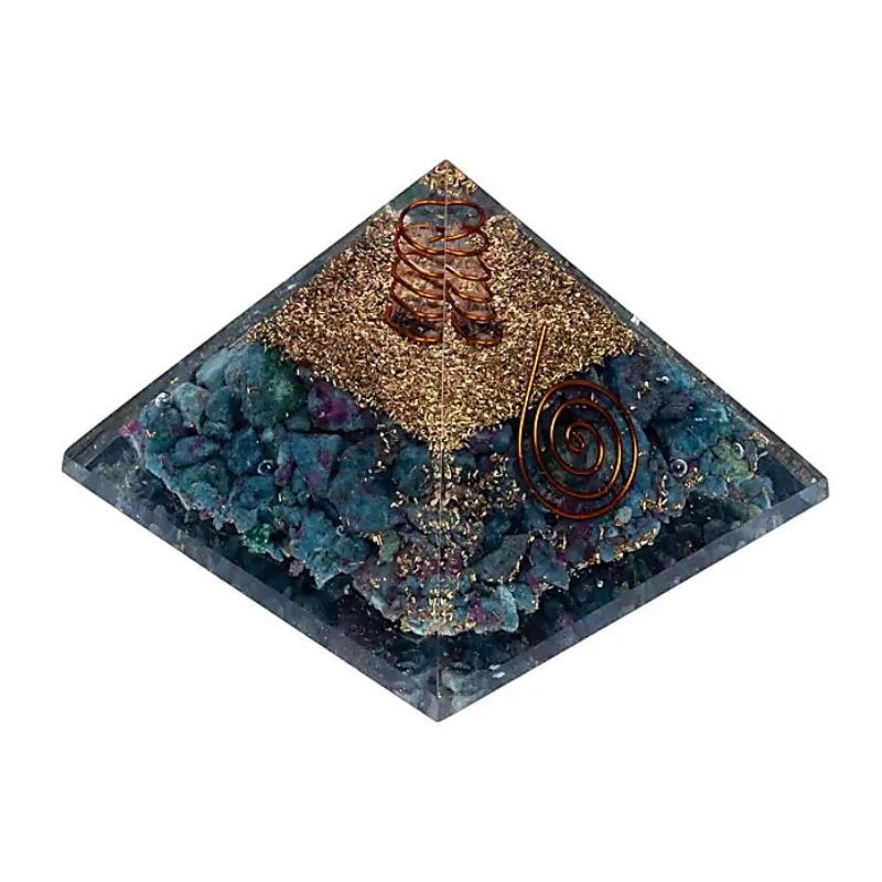 Pirâmide de Orgonite com Cianita azul e Rubi